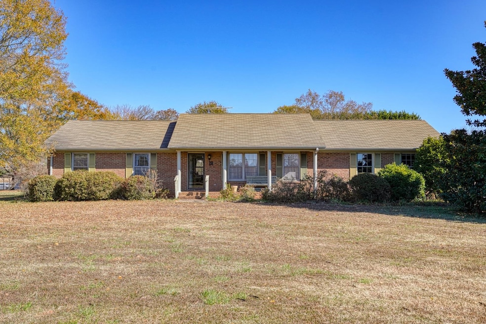 151 Suddeth Rd, Inman, SC 29349 - photo 1