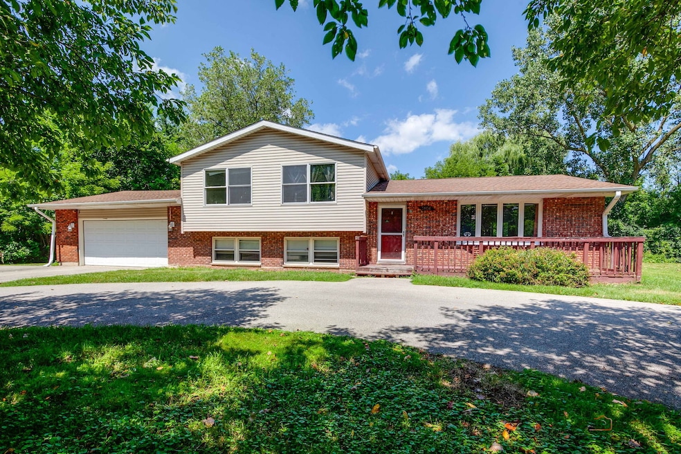 3106 13th St, Winthrop Harbor, IL 60096 - photo 1