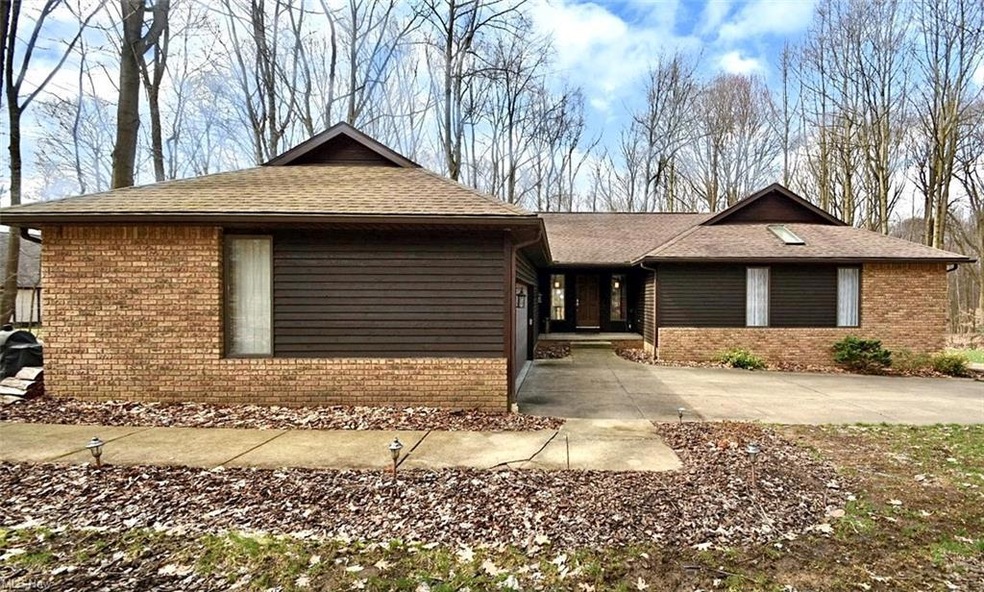 15881 Mccallum Dr, Doylestown, OH 44230