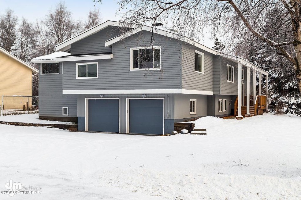 Exterior 8915-SMALL