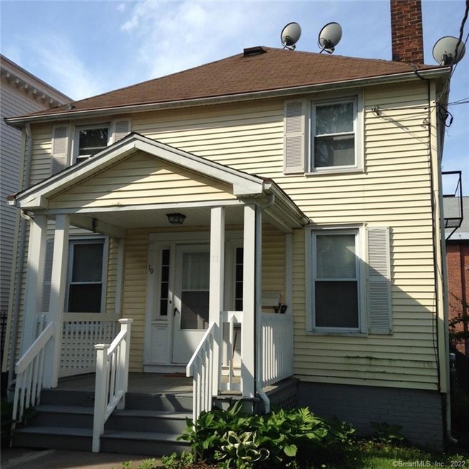 19 Academy St unit 1, Wallingford, CT 06492 - photo 1