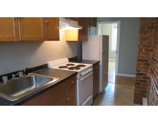 4 Michelangelo St unit 3, Boston, MA 02113 - photo 1