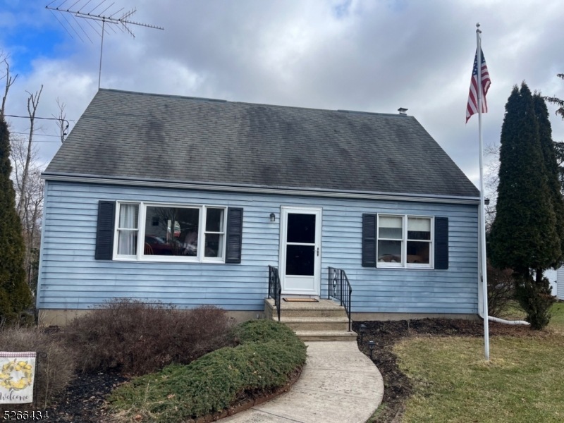 15 Village Glen Rd, Flemington, NJ 08822 - photo 1