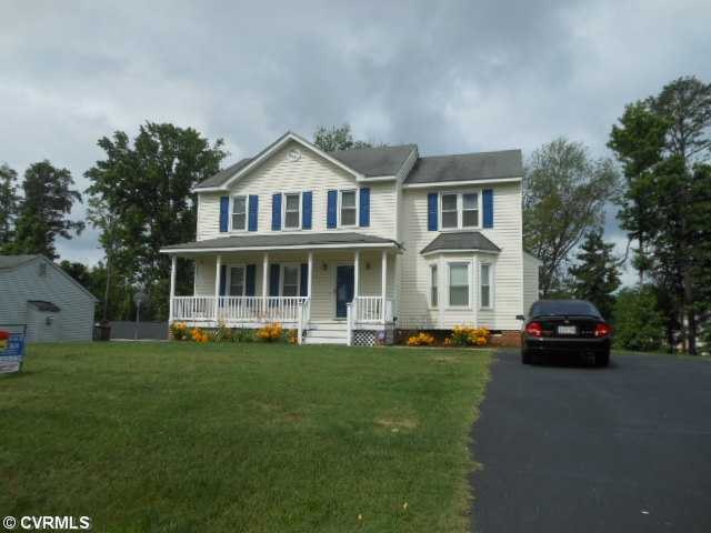 Exterior Front - Well Kept - Vinyl Siding