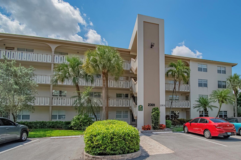 2301 Lucaya Ln unit M3, Coconut Creek, FL 33066 - photo 1
