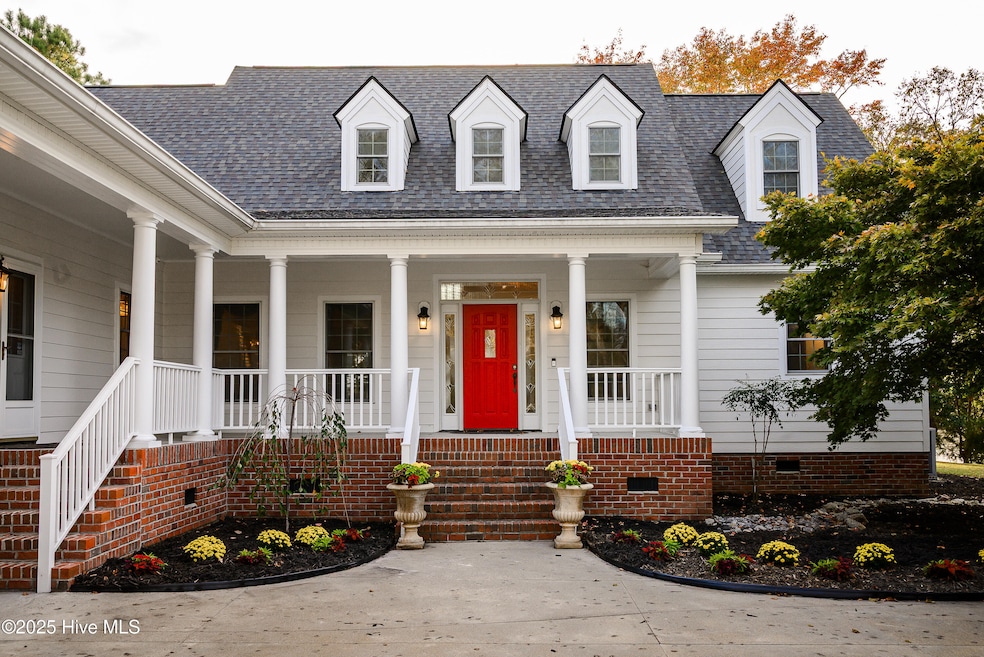 198 Knowles Way Landing 6 of 27