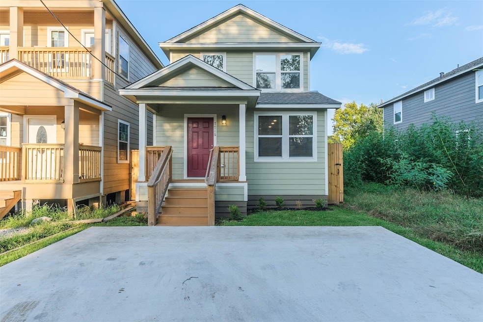 7716 Sealey St, Houston, TX 77088 - photo 1