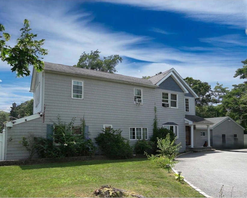 Pending $749,000 • Co-Listing Agent