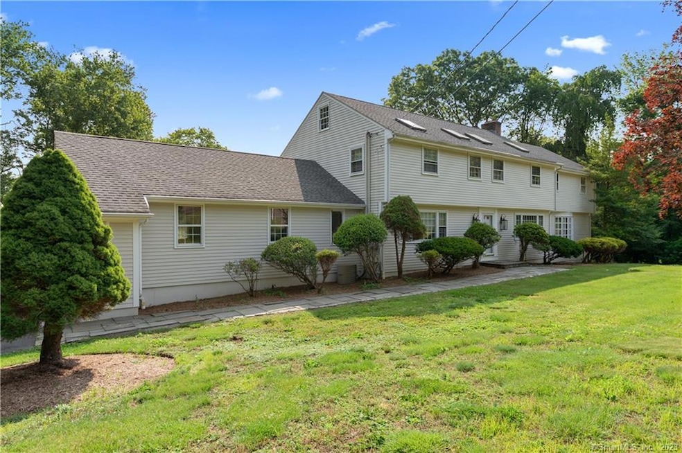 37 Whiting Farm Rd, Branford, CT 06405 - photo 1