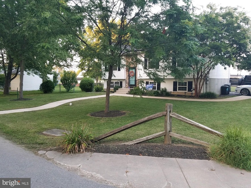 2213 Headland Blvd, Sparrows Point, MD 21219 - photo 1