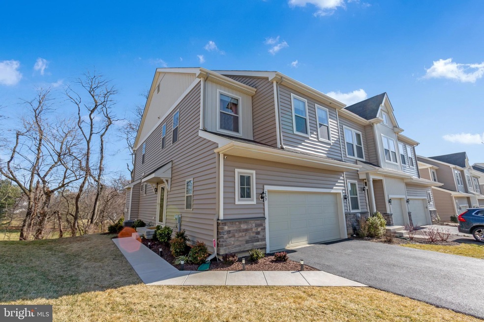 239 Kestrel Ct, Kennett Square, PA 19348 - photo 1