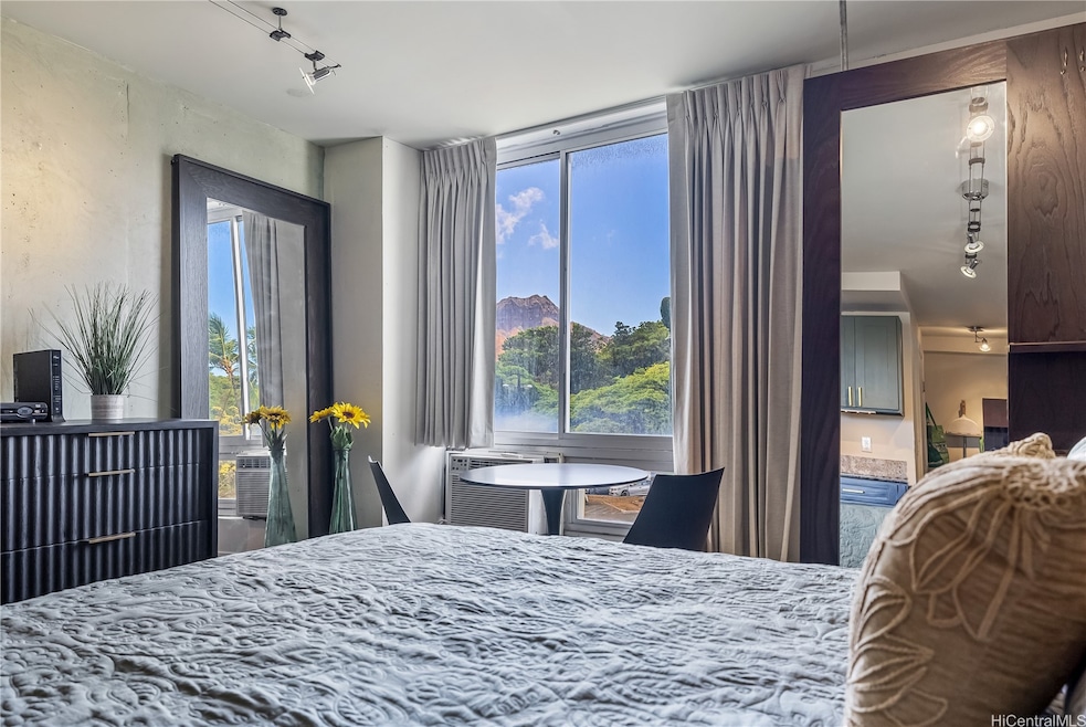 Under Contract $349,000