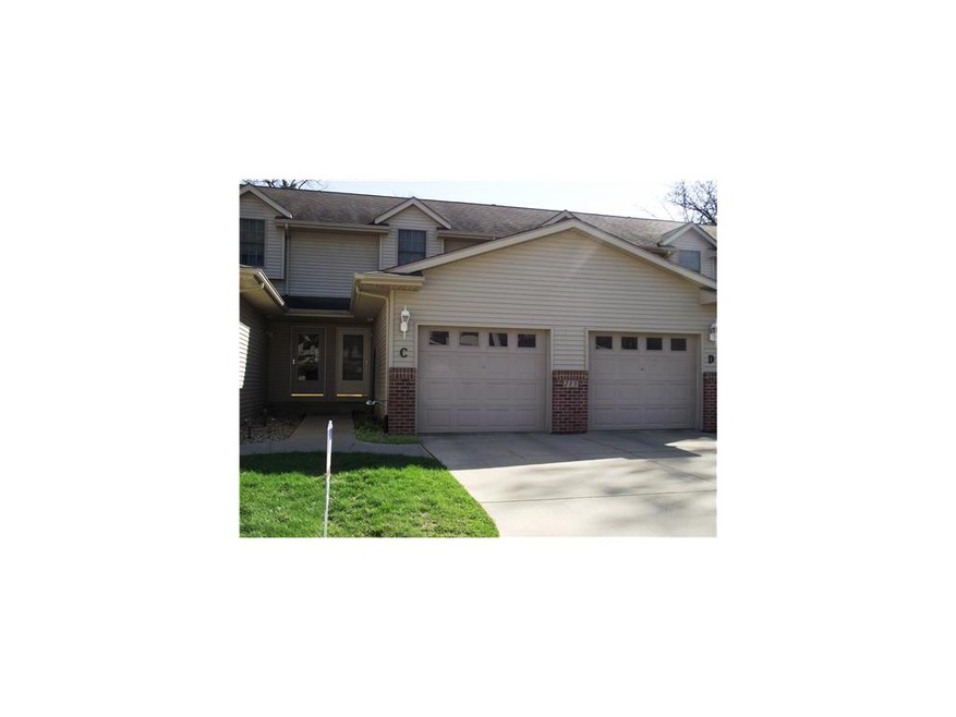 Front Exterior. Exterior Front