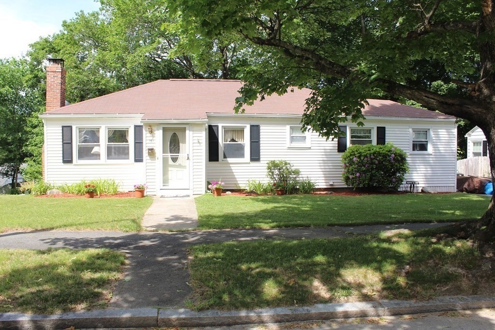 15 Sherwood Rd, Worcester, MA 01602 - photo 1