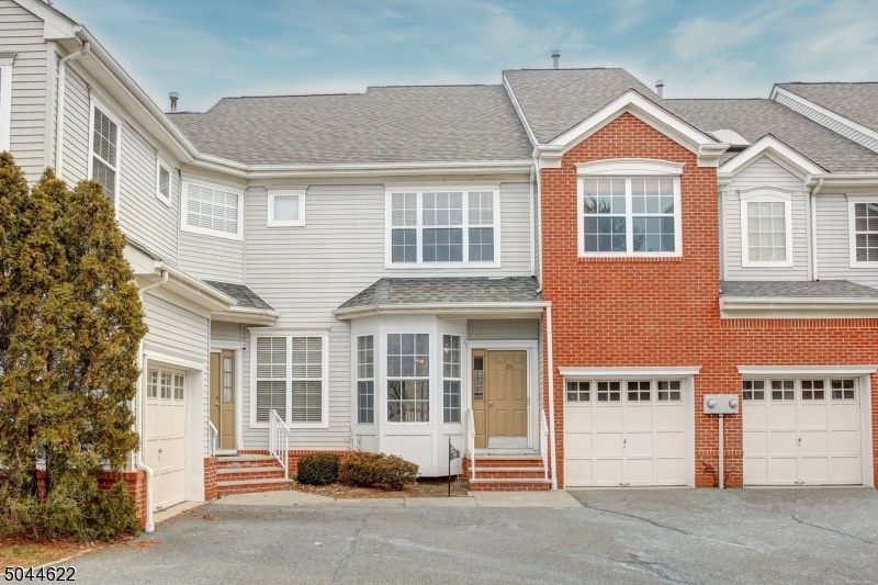 29 Gordon Cir unit 29, Parsippany, NJ 07054 - photo 1