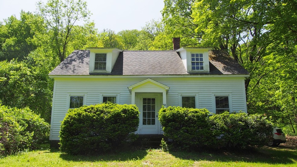 88 Hockanum Rd, Hadley, MA 01035 - photo 1