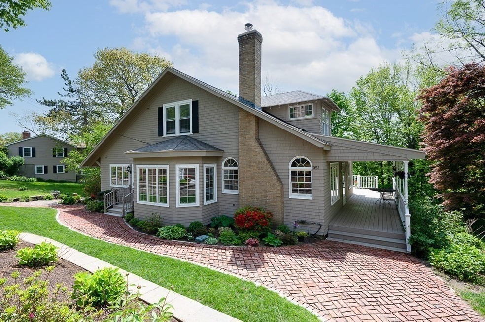 353 Mower St, Worcester, MA 01602 - photo 1