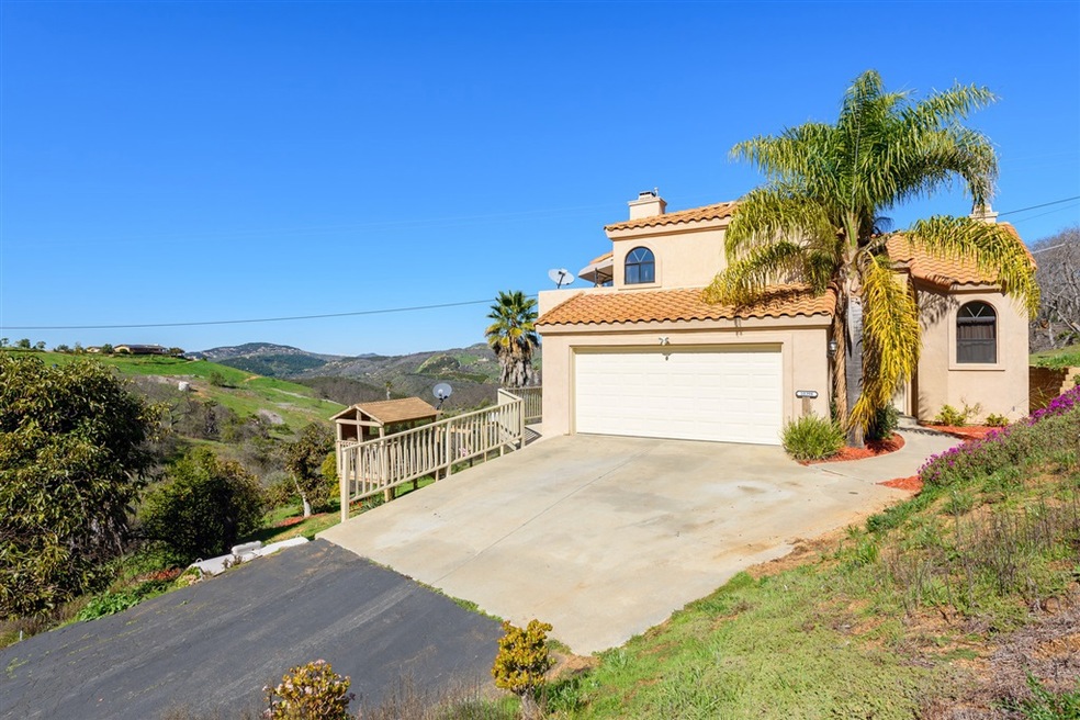 10398 Lilac Ridge Rd, Escondido, CA 92026 - photo 1