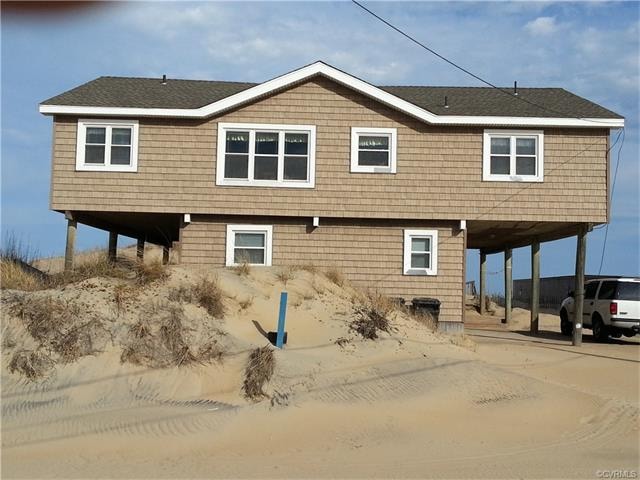 Roof, Siding, Windows 2013'. Carport!