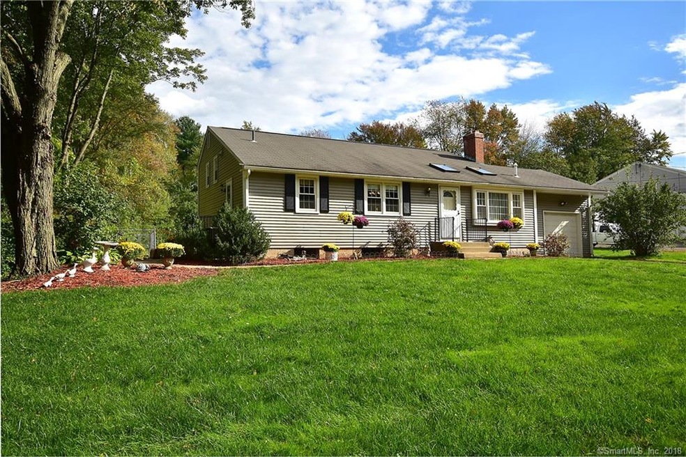 34 Brewster Rd, Windsor, CT 06095 - photo 1