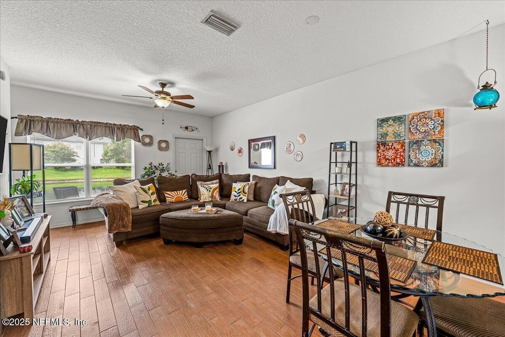 LIVINGROOM OVERLOOKING POND