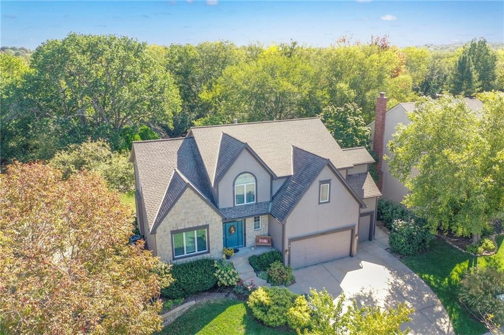 8427 Widmer Rd, Lenexa, KS 66215 - photo 1