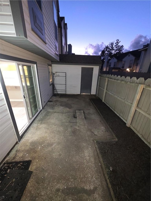 283 Ferdinand Cir, Virginia Beach, VA 23462 - photo 1