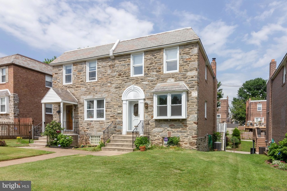 227 Blythe Ave, Drexel Hill, PA 19026 - photo 1