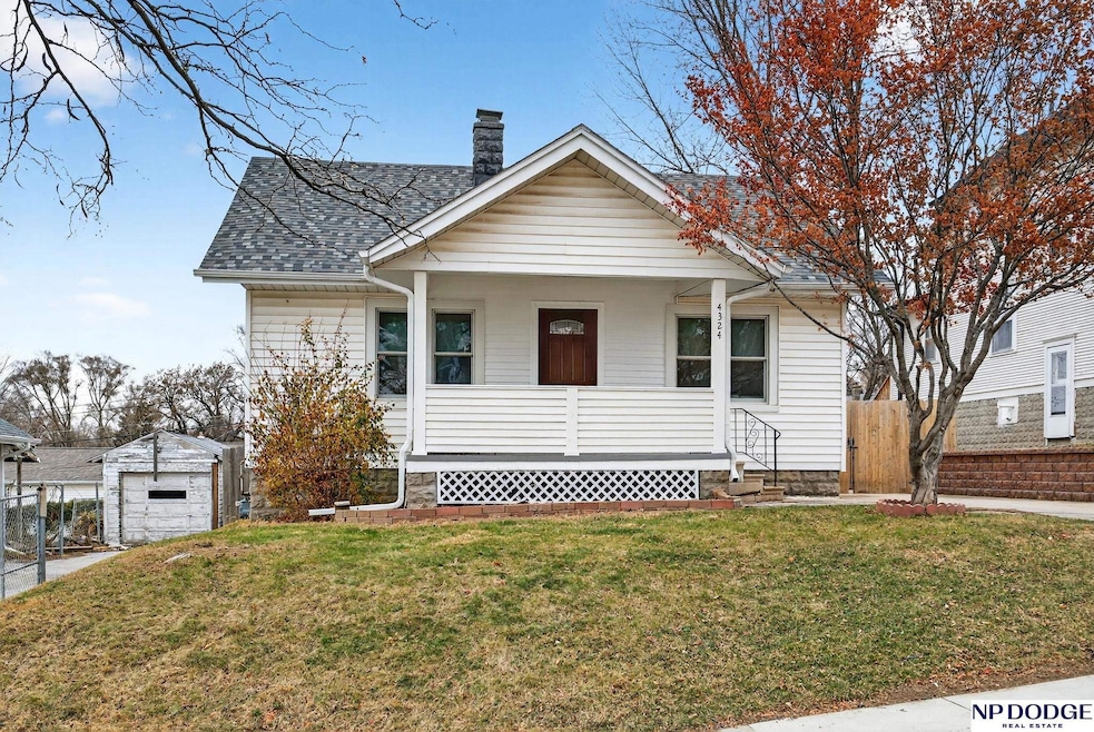 4324 Wakeley St, Omaha, NE 68131 - photo 1