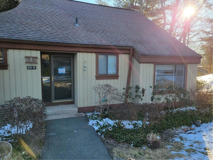 691 Heritage Village unit B, Southbury, CT 06488 - photo 1