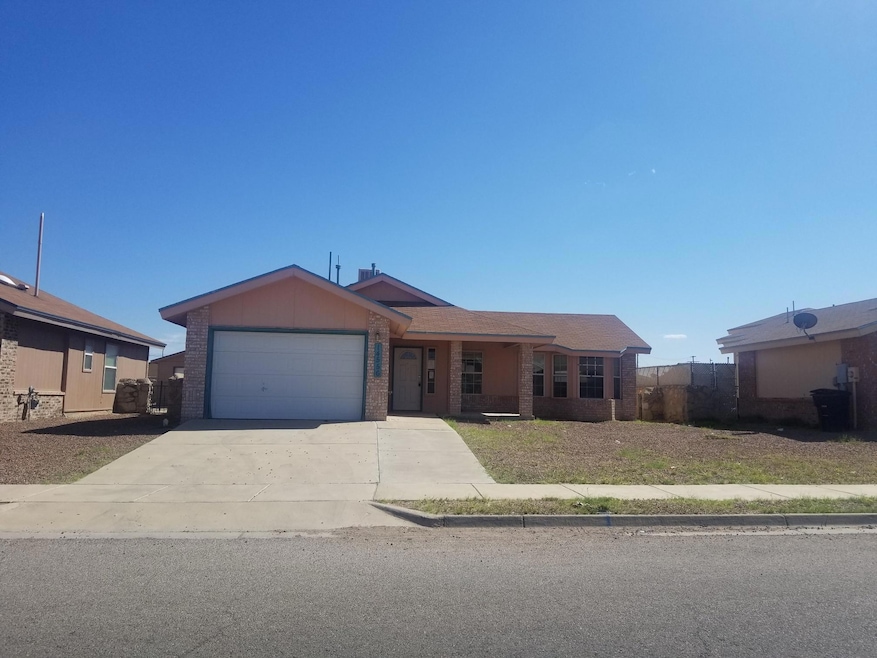 14556 Desierto Lindo Ave, El Paso, TX 79928 - photo 1