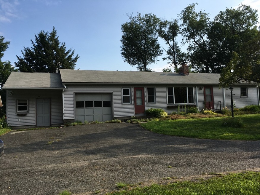 56 Glenbrook Dr, Greenfield, MA 01301 - photo 1