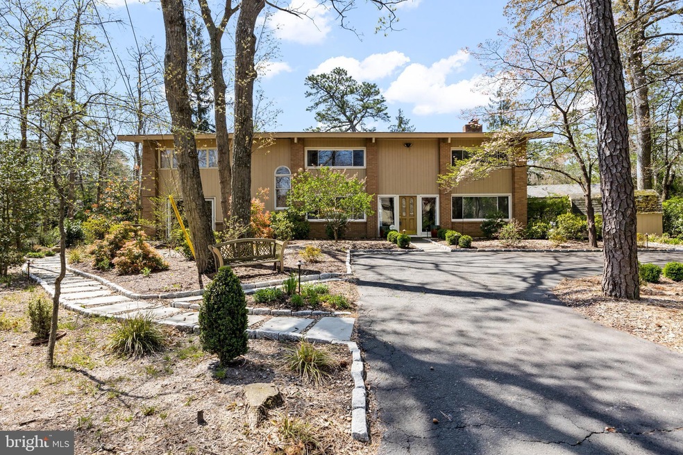 21 Hiawatha Trail, Medford, NJ 08055 - photo 1