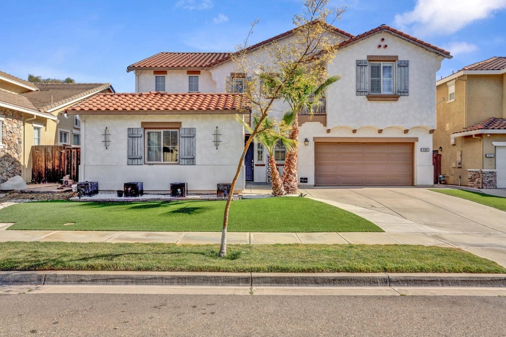 539 Criolla Ct, Oakdale, CA 95361 - photo 1