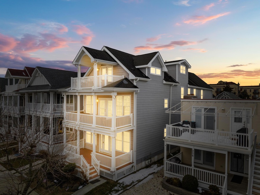 Sold $1,425,000 • Co-Listing Agent