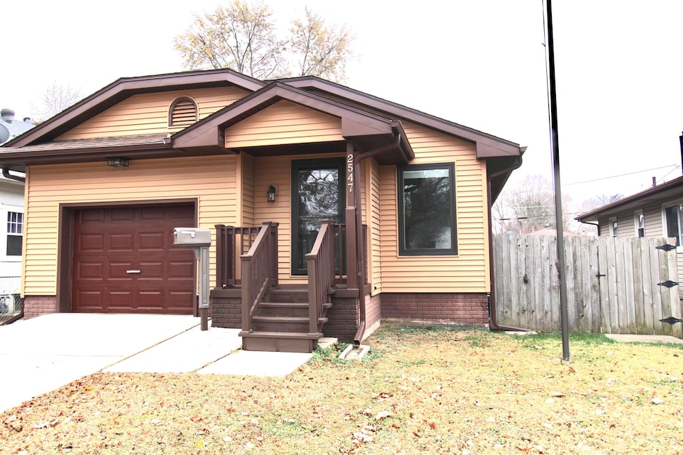 For Sale $215,000 • Co-Listing Agent