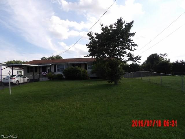 244 N Meadowlark Dr, Williamstown, WV 26187 - photo 1