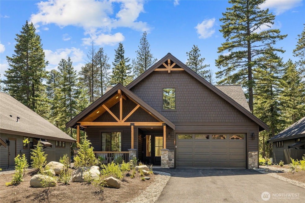 For Sale $1,689,900 • Co-Listing Agent