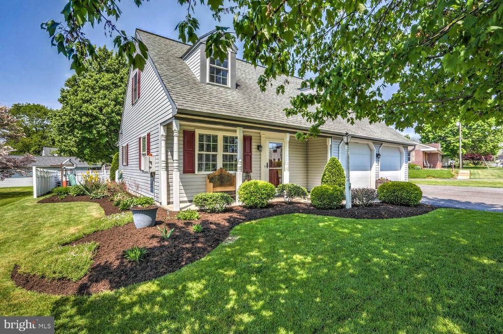 36 Graybill Rd, Leola, PA 17540 - photo 1