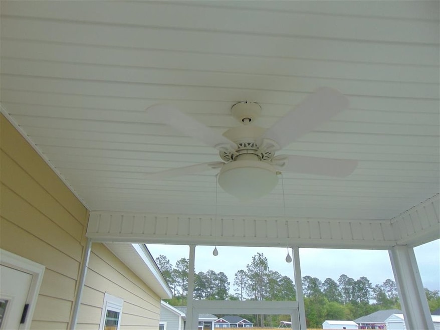 47 Garland Cir, Crawfordville, FL 32327 - photo 1