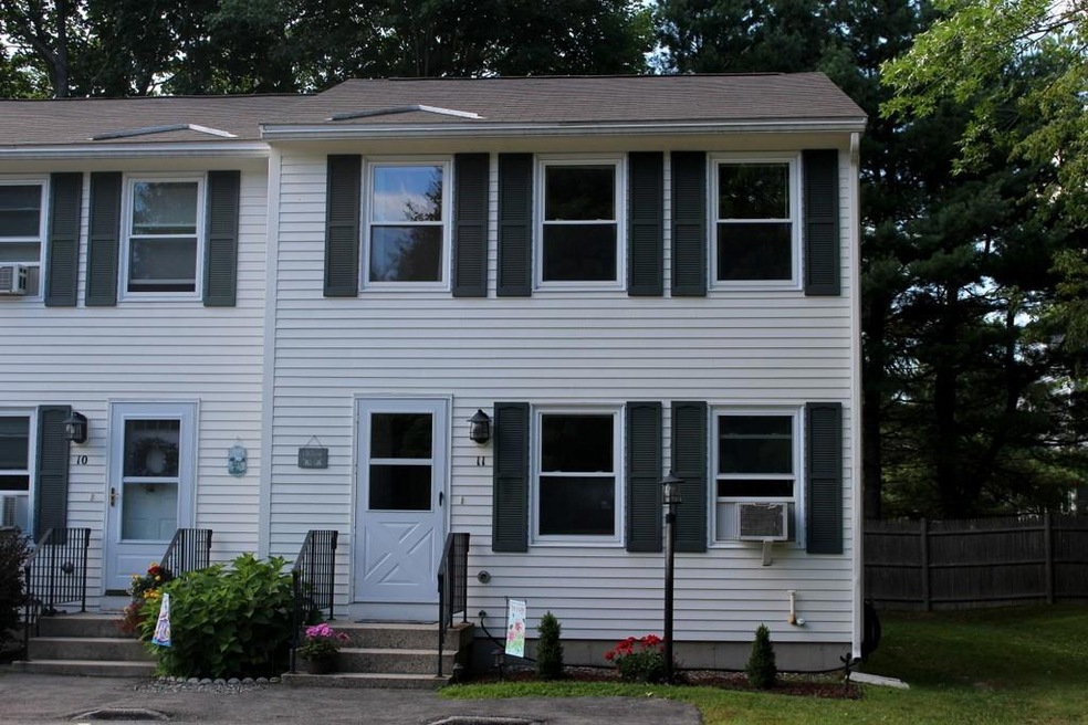 60 King St unit 11, Saco, ME 04072 - photo 1