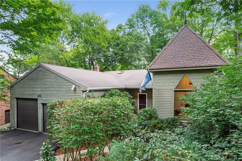 368 Ridgewood Rd, West Hartford, CT 06107 - photo 1