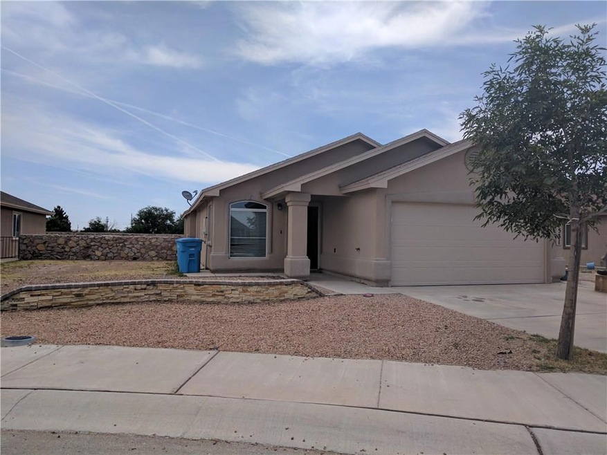 11531 Flor Liatris Dr, Socorro, TX 79927 - photo 1