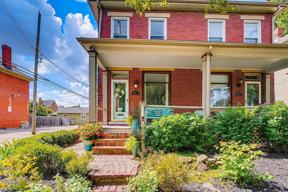 367 W Third Avenue Columbus OH-large-002