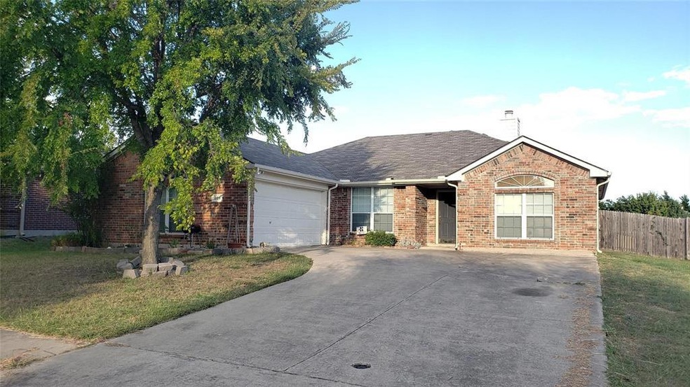 204 Windy Knoll Ln, Wylie, TX 75098 - photo 1