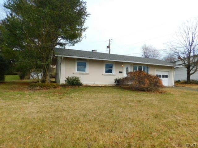 4415 Hoffman Dr, Whitehall, PA 18052 - photo 1