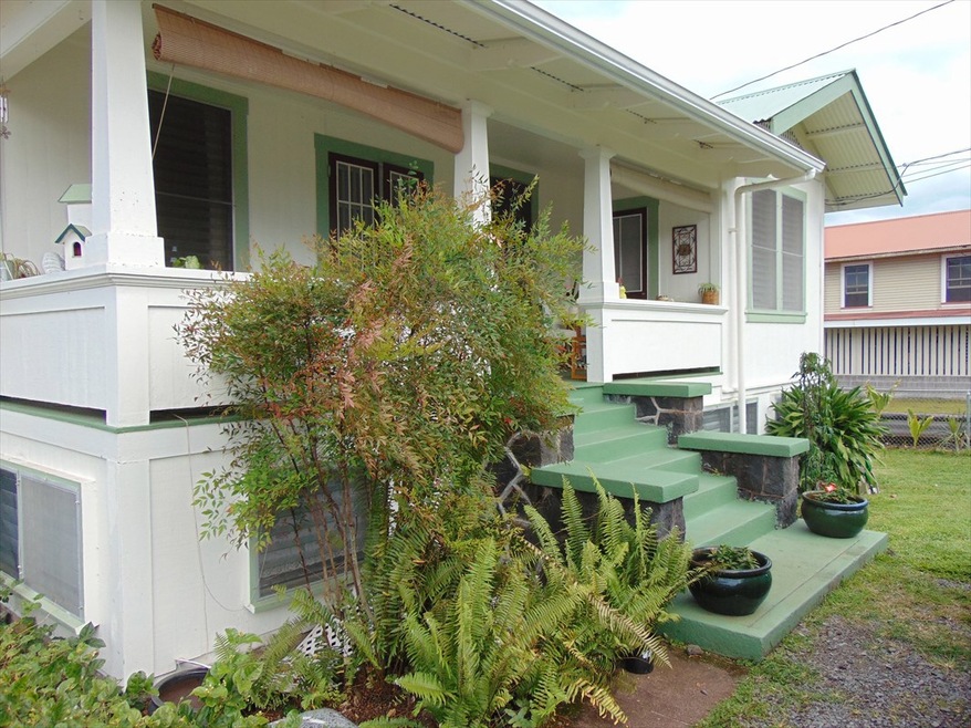 1565 Kinoole St, Hilo, HI 96720 - photo 1