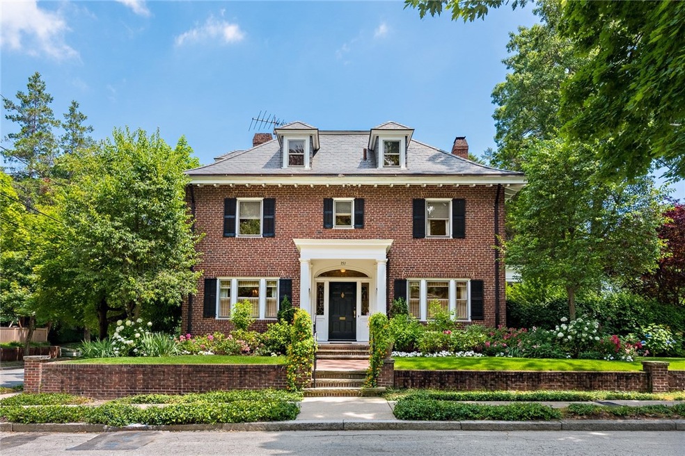 151 Slater Ave, Providence, RI 02906 - photo 1