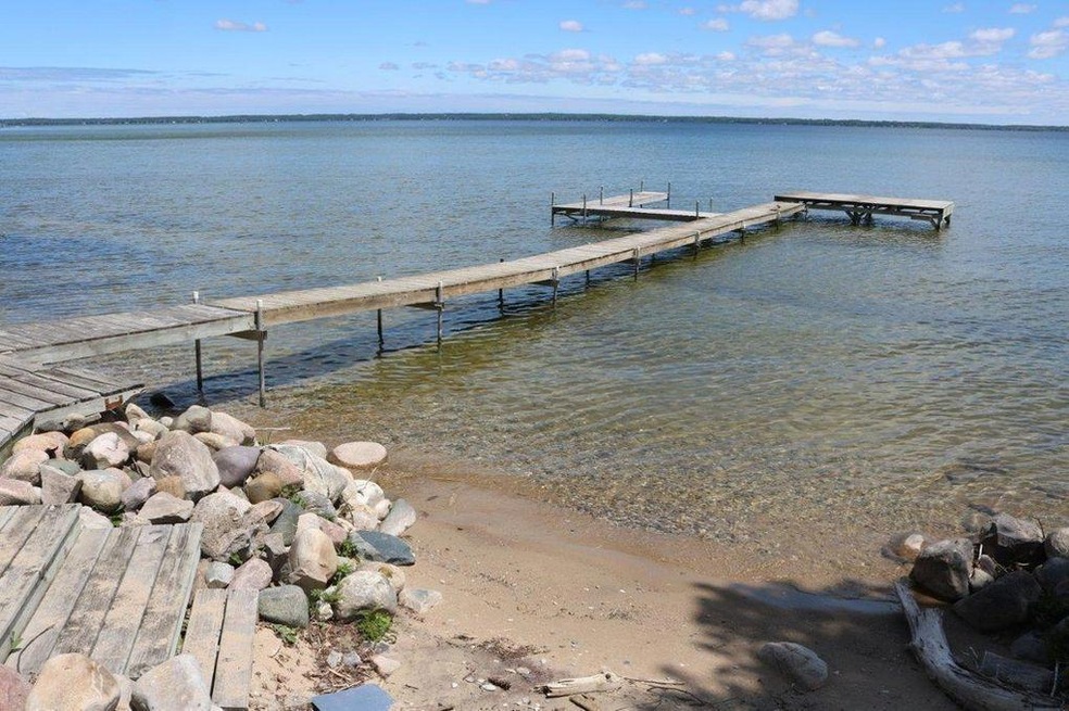 Shared dock/Mullett Lake