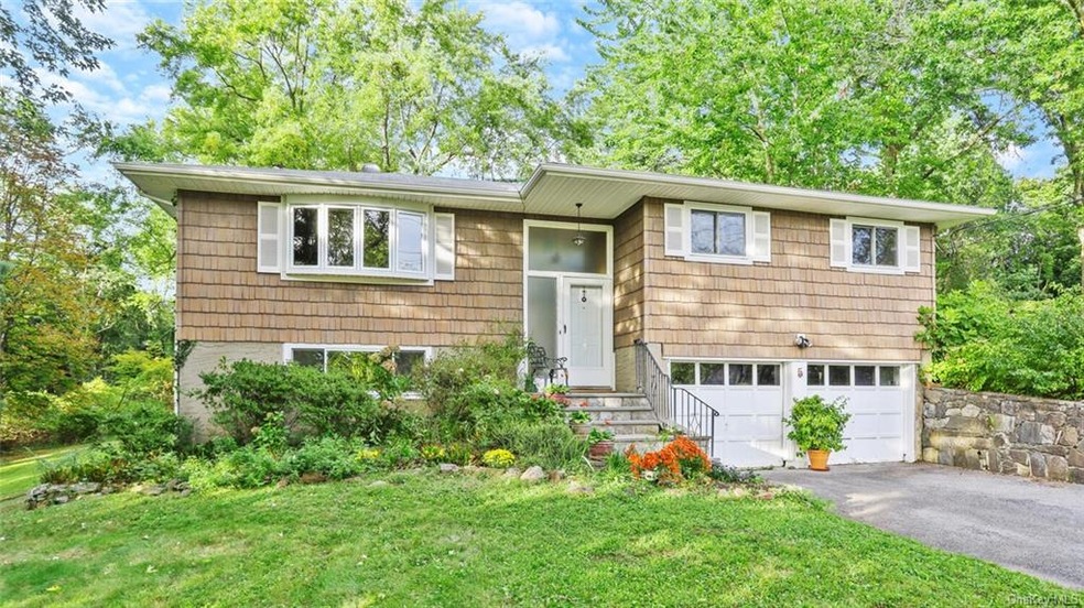 5 Bracken Rd, Ossining, NY 10562 - photo 1